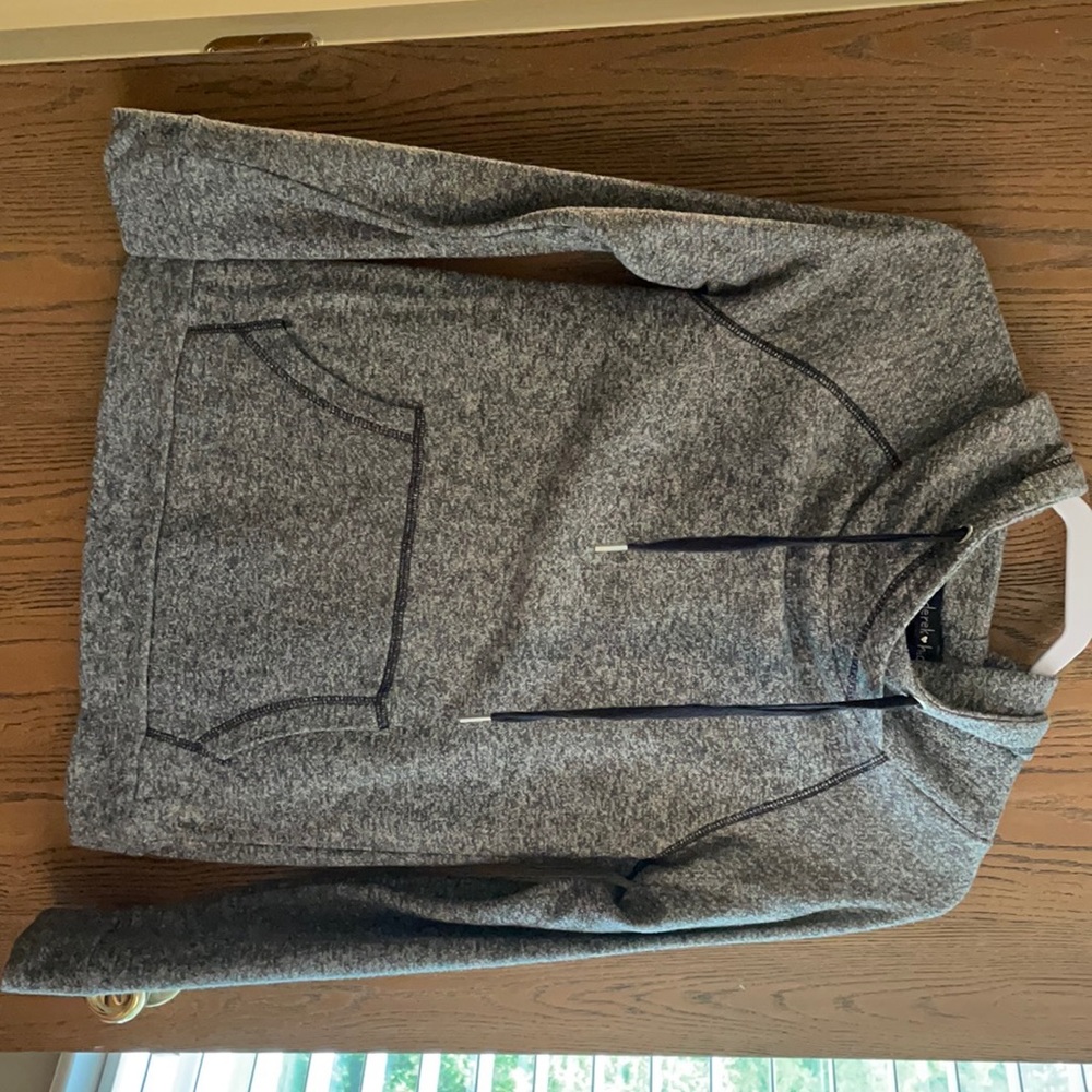 Women’s hoodie